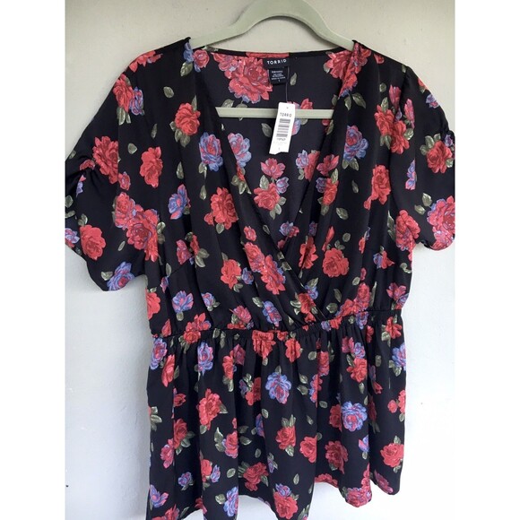 Torrid Babydoll Top Womens 1X 14/16 Black Floral V Neck Surplice Romantic Witchy - Picture 8 of 12